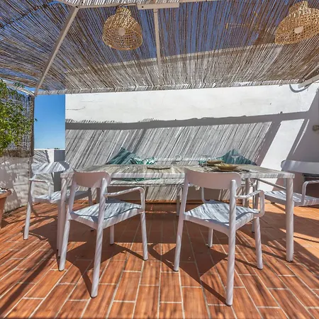 Guest house Edificio Venus Conil De La Frontera